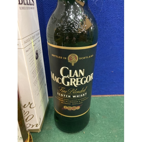 373 - TWO 70CL BOTTLES OF WHISKY TO INCLUDE BELL'S BLENDED 8 YEARS (BOXED) AND A BOTTLE OF CLAN MACGREGOR ... 