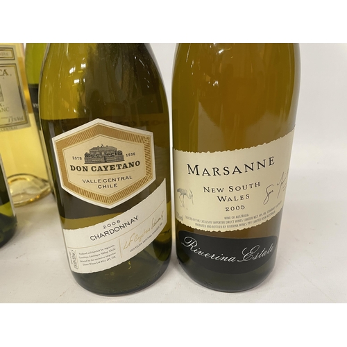 475 - SIX BOTTLES OF WHITE WINE TO INCLUDE MARSANNE NEW SOUTH WALES 2005, BERGSIG ESTATE 2007, WYNDHAM EST... 