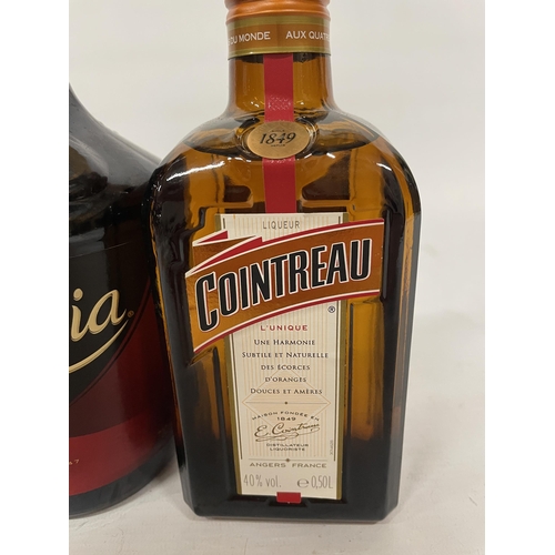 482 - A 700ML BOTTLE OF TIA MARIA TOGETHER WITH A 0.50 L OF COINTREAU