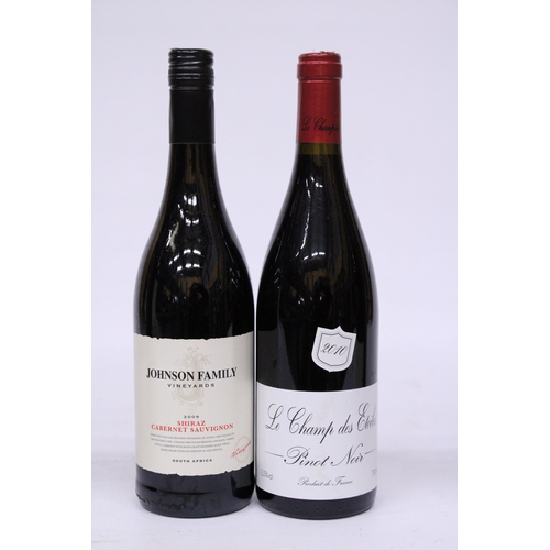 530 - SIX BOTTLES OF RED WINE TO INCLUDE GLEN CARLOU GRAND CLASSIQUE 2004, LE CHAMP DES ETOILES 2010, CASE... 