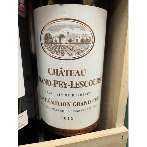 554 - TWO WOODEN BOXED BOTTLES OF BORDEAUX CHATEAUX WINE TO INCLUDE LARTEAU AND ST EMMILLION GRAND CRU