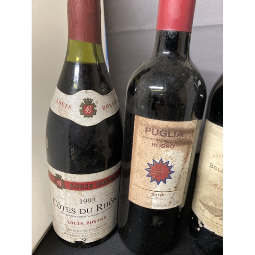 566 - SIX BOTTLES OF WINE TO INCLUDE A 1994 CHATEAU BELLVUE LA FORET, 1996 BORDEAUX, CLARET, 1193 COTES DU... 