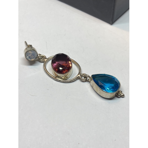 689 - A PAIR OF MARKED SILVER DROP EARRINGS WITH RED AND BLUE STONES IN A PRESENTATION BOX