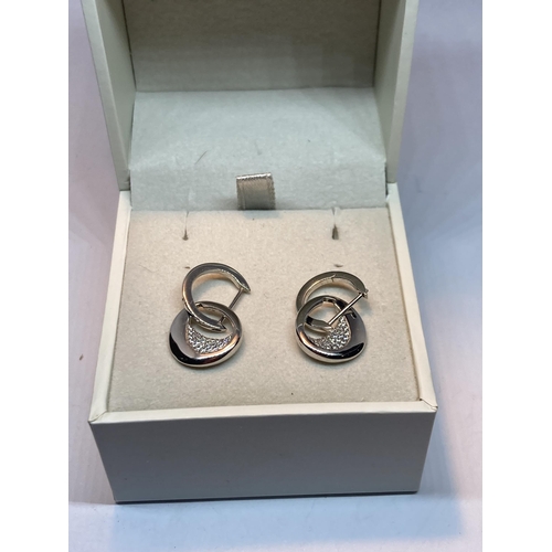 700 - A PAIR OF MARKED SILVER EARRINGS WITH CUBIC ZIRCONIAS IN A PRESENTATION BOX