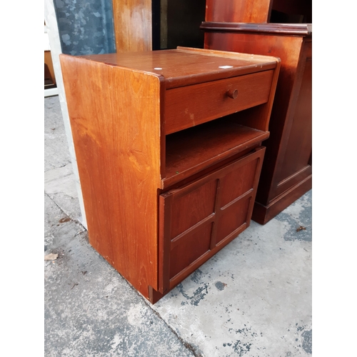 2892 - A RETRO TEAK NATHAN BEDSIDE CABINET