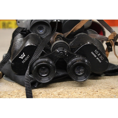 1192 - A PAIR OF MIRANDA BINOCULARS 10 X 50 MM FIELD 6.7 TOGETHER WITH A PAIR OF REGENT BINOCULARS 10 X 50 ... 