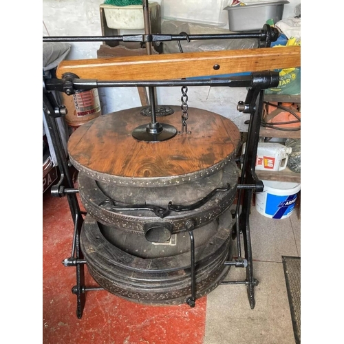 1506 - A LARGE SET OF VINTAGE BLACKSMITHS BELLOWS WITH CAST IRON FRAME AND STAND (THIS ITEM HAS BEEN DISMAN... 