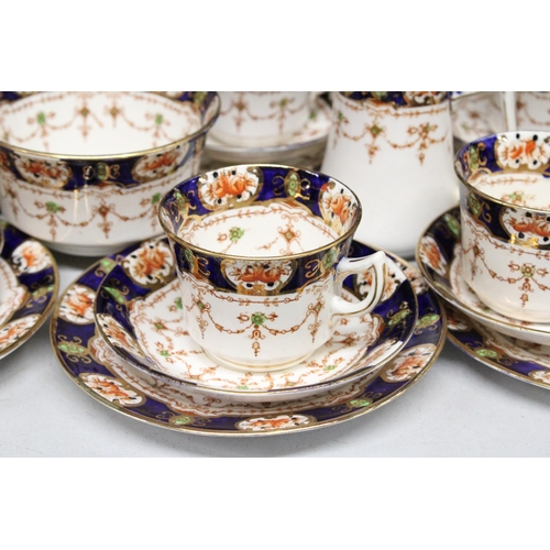 1208 - A STANLEY CHINA ANTIQUE IMARI PATTERN 38 PIECE TEASET