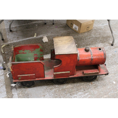 1319 - A VINTAGE 1950'S WOODEN STEAM ENGINE 43CM TALL