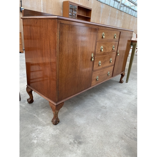 2994 - AN EARLY 20TH CENTURY MAHOGANY SIDEBOARD ON BALL AND CLAW FEET - 60