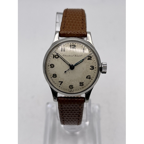 541 - A WWII ERA IWC MILITARY PILOTS WRISTWATCH INTERNATIONAL WATCH COMPANY SEEN WORKING BUT NO WARRANTY