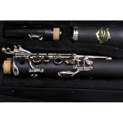 184 - AN ARTEMI CLARINET IN A CASE