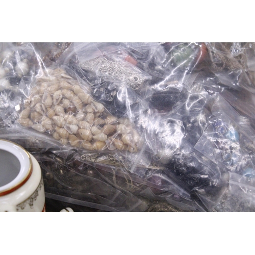 936 - 10KG OF INDIVIDUALLY BAGGED COSTUME JEWELLERY NECKLACES