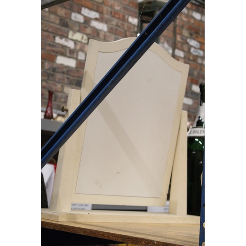 1028 - A CREAM COLOURED DRESSING TABLE SWING MIRROR, WIDTH 63CM, HEIGHT 66CM