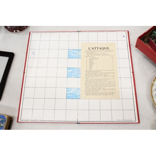 1098 - A 1939 VINTAGE GAME 'L'ATTAQUE', COMPLETE AND BOXED