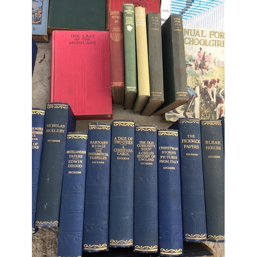 1806 - AN ASSORTMENT OF VINTAGE HARDBACK BOOKS