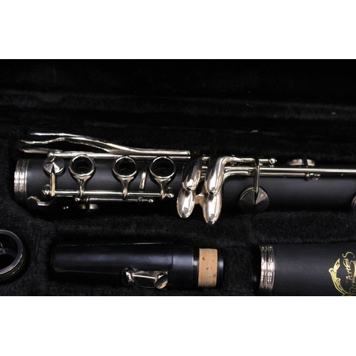 184 - AN ARTEMI CLARINET IN A CASE