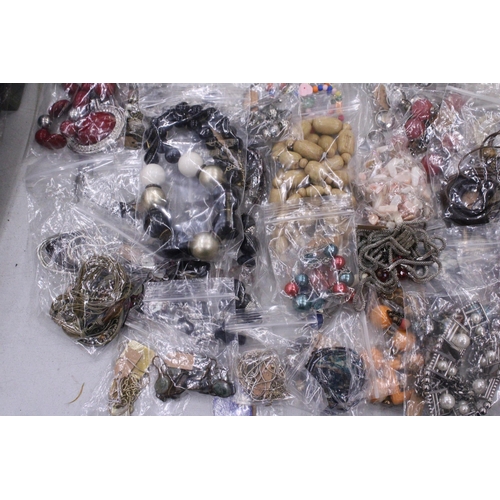 197 - A LARGE QUANTITY OF INDIVIDUALLY BAGGED COSTUME JEWELLERY NECKLACES