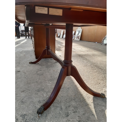 2887 - A MAHOGANY AND CROSSBANDED TWIN PEDESTAL DINING TABLE, 63