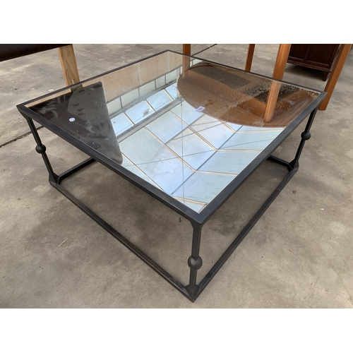 2988 - A METAL FRAMED COFFEE TABLE WITH MIRRORED TOP, 35.5