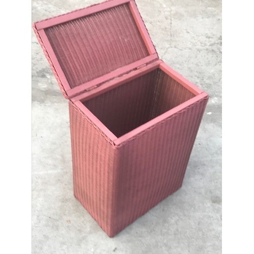 2996 - A PINK LUSTY LLOYD LOOM LINEN BASKET