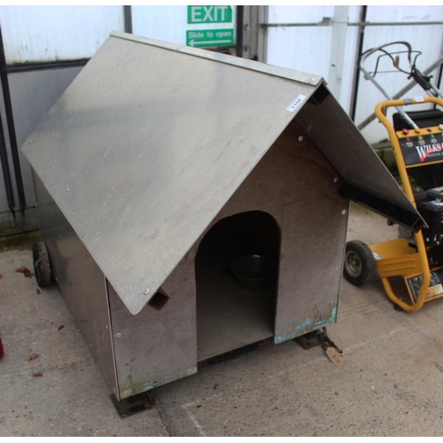 1158 - DOG KENNEL  NO VAT