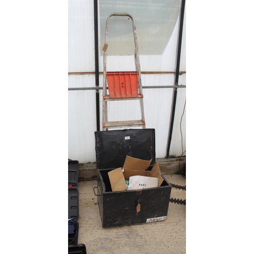 1200 - TOOL BOX, HAND TOOLS AND LADDERS  NO VAT