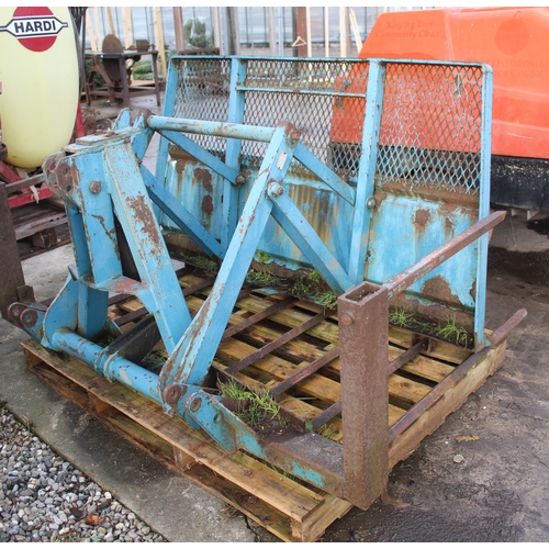 255 - TWOSE PUSH-OFF  BUCK RAKE  + VAT