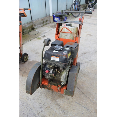 2 - HUSQVARNA FS400LV  NO VAT