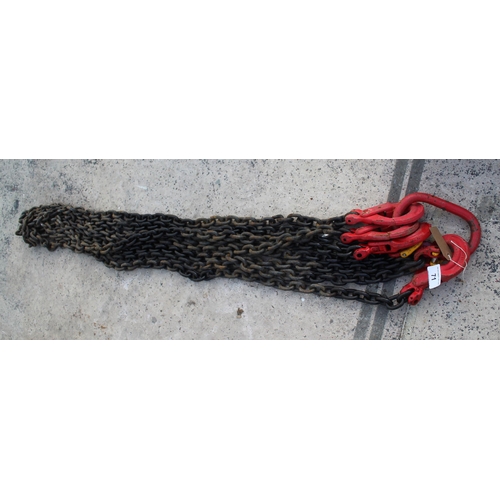 71 - NEW HEAVY DUTY 4 LEG LIFTING CHAIN  NO VAT