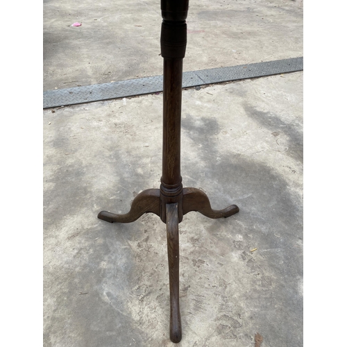 2531 - A 19TH CENTURY MAHOGANY DISHED TOP WINE TABLE ON OAK TRIPOD BASE, 15