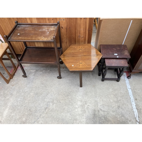 2536 - AN OAK NEST OF TWO TABLES, OAK TROLLEY AND HEXAGONAL INLAID COFFEE TABLE