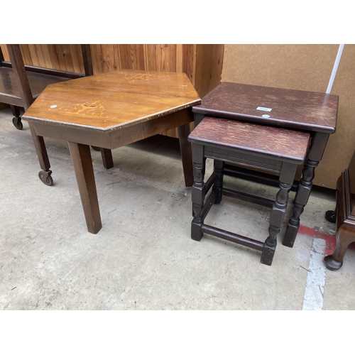 2536 - AN OAK NEST OF TWO TABLES, OAK TROLLEY AND HEXAGONAL INLAID COFFEE TABLE