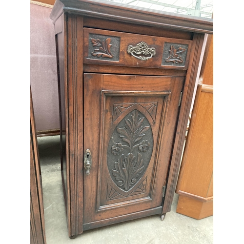 2552 - A PAIR OF VICTORIAN STYLE BEDSIDE POT CUPBOARDS WITH CARVED PANEL CUPBOARDS AND DRAWERS, 20