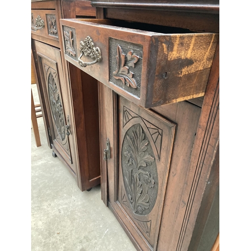 2552 - A PAIR OF VICTORIAN STYLE BEDSIDE POT CUPBOARDS WITH CARVED PANEL CUPBOARDS AND DRAWERS, 20