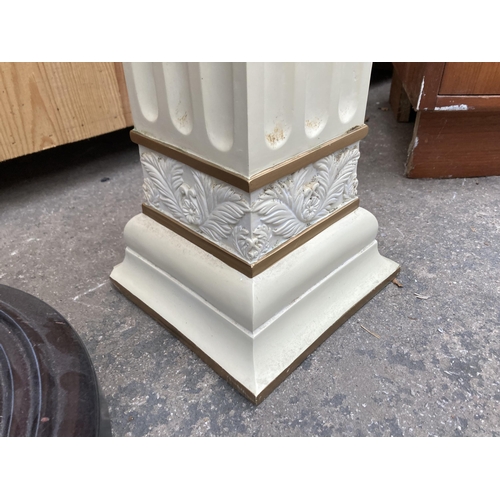 2570 - A CORINTHIAN COLUMN PLANT STAND, 26