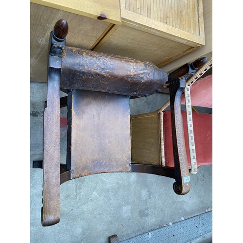 2640 - AN 18TH CENTURY STYLE OAK X FRAMED CHAIR WITH LEATHER BACK AND SEAT