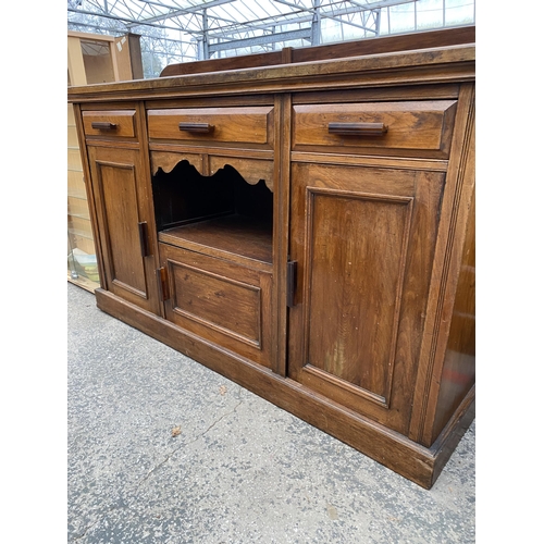 2650 - A VICTORIAN WALNUT SIDEBOARD ENCLOSING THREE DRAWERS, THREE CUPBOARDS AND OPEN SECTION, 60