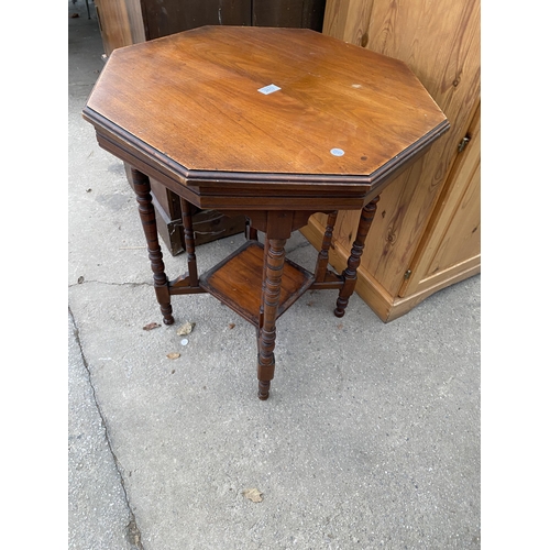 2657 - A VICTORIAN OCTAGONAL CENTRE TABLE, 25