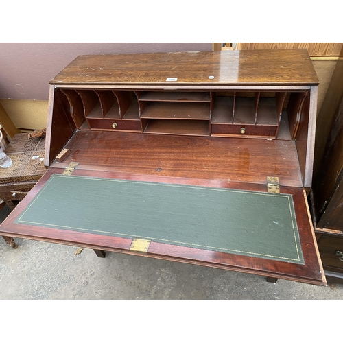 2659 - AN EDWARDIAN MAHOGANY BUREAU ON OPEN BASE, 38.5