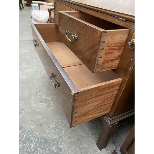 2659 - AN EDWARDIAN MAHOGANY BUREAU ON OPEN BASE, 38.5