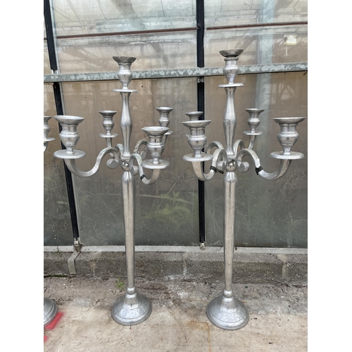 1512 - A PAIR OF DECORATIVE FIVE BRANCH CANDELABRAS