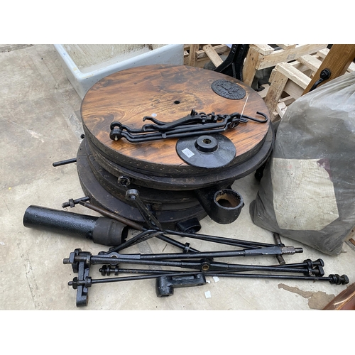 1742 - A LARGE SET OF VINTAGE BLACKSMITHS BELLOWS WITH CAST IRON FRAME AND STAND (THIS ITEM HAS BEEN DISMAN... 