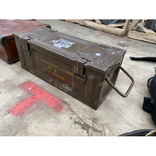 1751 - A VINTAGE METAL AMMO TIN