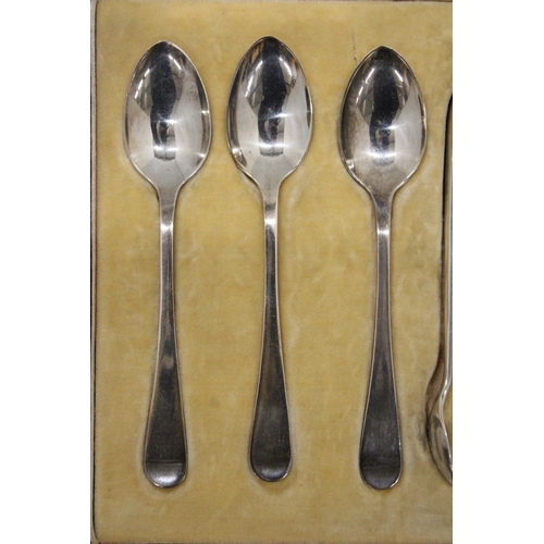 35 - A HALLMARKED SHEFFIELD SILVER SET OF SIX TEASPOONS AND SUGAR NIPS IN A LEATHER PRESENTATION CASE