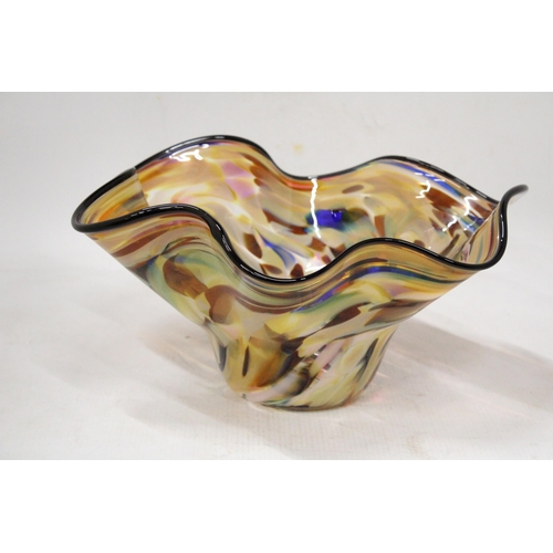 69 - A HANDBLOWN AND SIGNED MURANO STYLE GLASS BOWL