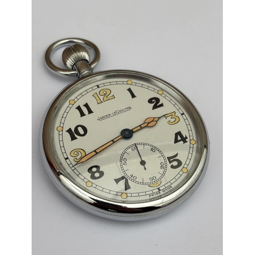 556 - A JAEGER LECOULTRE BRITISH WW2 MANUAL WIND POCKET WATCH MARKED G.S.T.P F036181, SERIAL NUMBER 140675... 