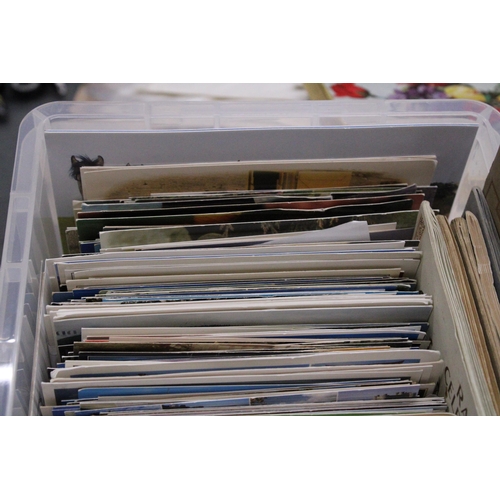 966 - A LARGE COLLECTION OF VINTAGE POSTCARDS TO INCLUDE UK AND FOREIGN, PLUS A BOXED SET OF RADIO TIMES C... 