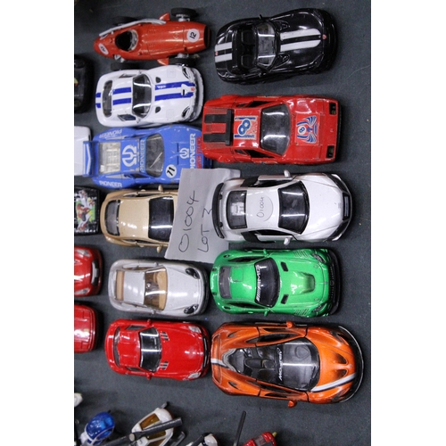 970 - A QUANTITY OF DIECAST SUPER CARS AND MOTOR BIKES