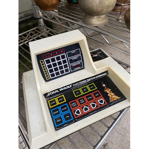 1614 - A STAR WARS ELECTRONIC BATTLE COMMAND GAME WITH BOX AND MANUAL